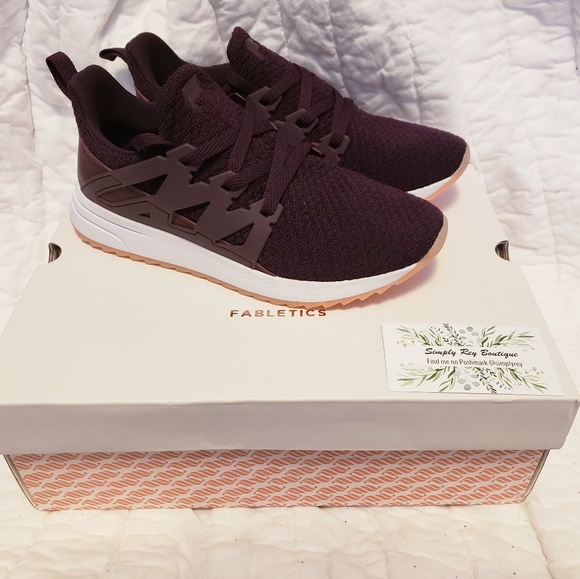 Fabletics Shoes - NIB Fabletics Womens Sneakers Size 6